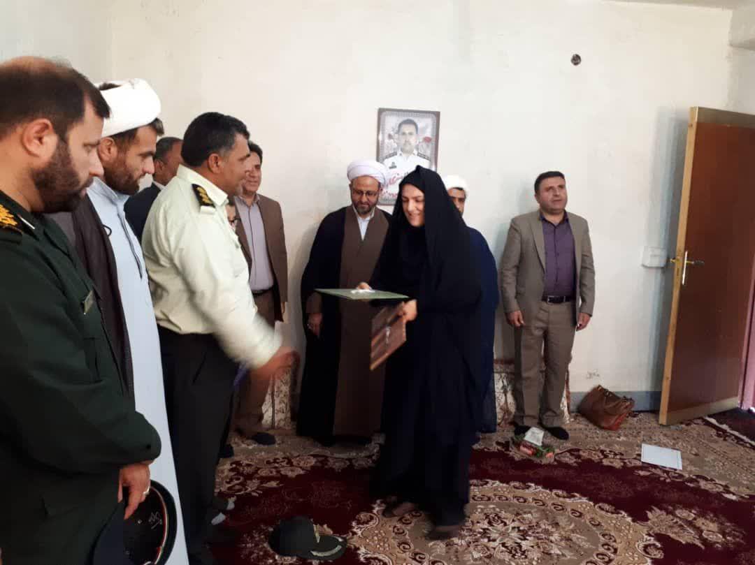 به مناسبت هفته ناجا؛ تجلیل از خانواده شهدای انتظامی شهرستان باشت