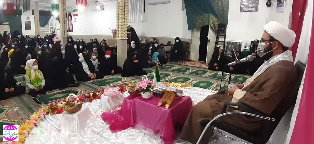 برگزاری مراسم جشن ولادت حضرت زینب(س) و روز پرستار در باشت+ تصاویر