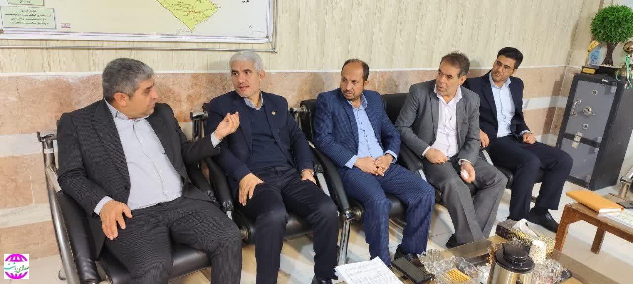 دیدار  مدیرکل نوسازی، توسعه و تجهیزات مدارس کهگیلویه وبویراحمد با فرماندار شهرستان باشت