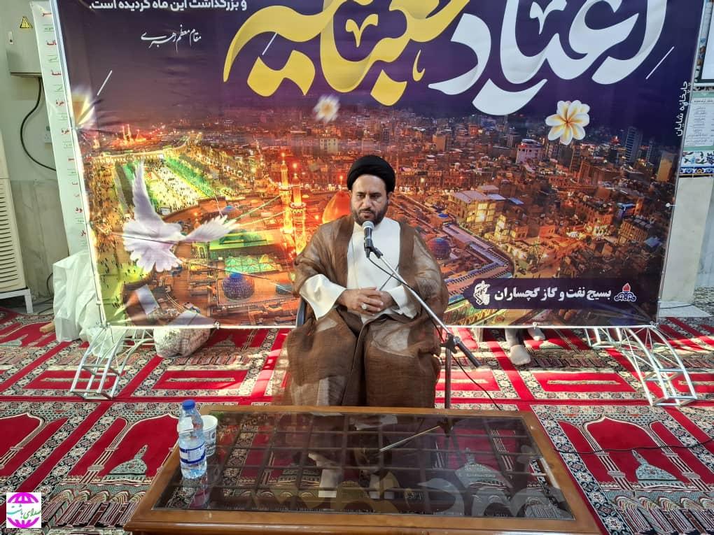 امام جمعه گچساران:  کارکنان صنعت نفت جهادگران عرصه تولید در دفاع از انقلاب در فضای اقتصادی هستند