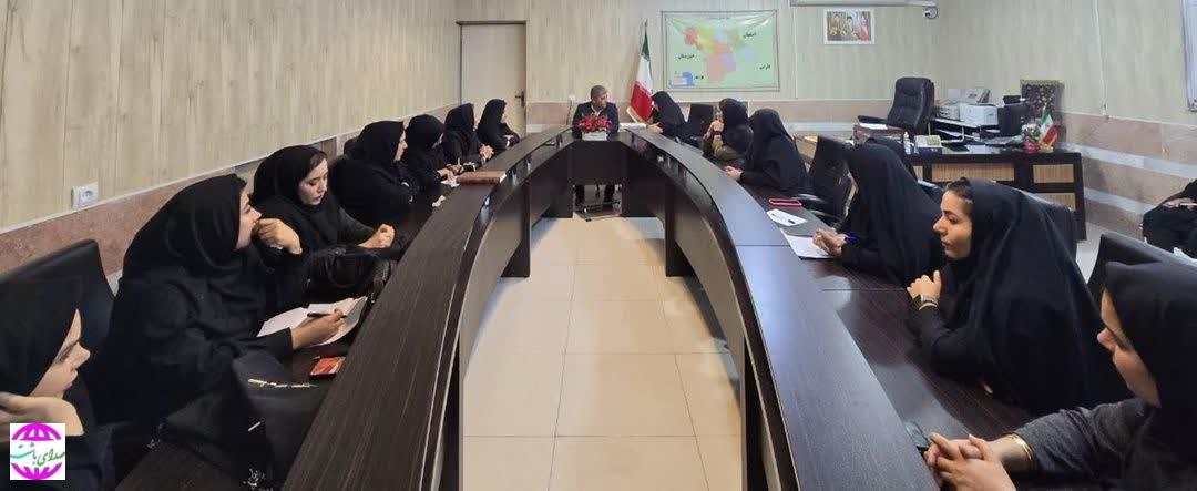 ماندار باشت:  زنان نقش تأثیرگذاری در تعالی افکار دارند