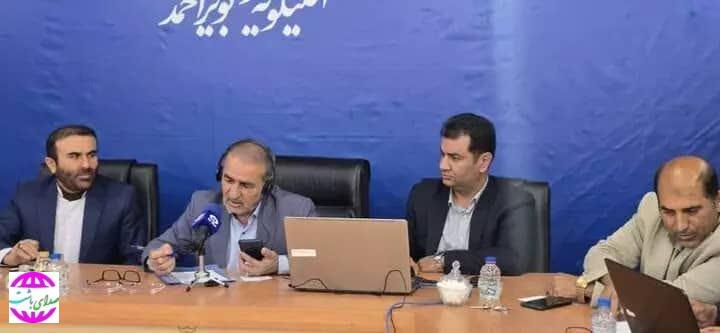 سیاست‌های دولت وفاق ملی حضور بین مردم و پیگیری مشکلات است