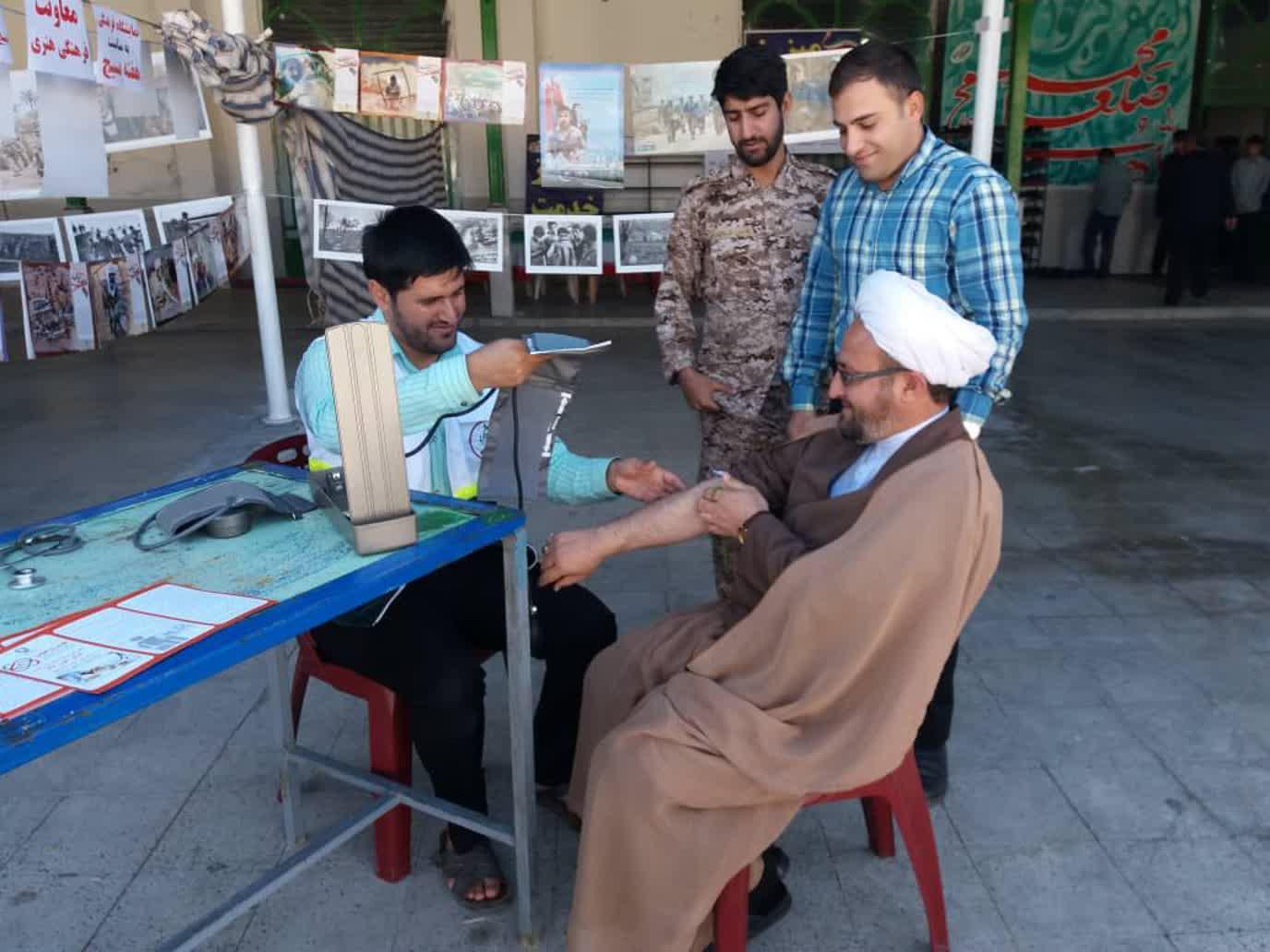 برپایی ایستگاه سلامت در نماز جمعه شهر باشت