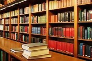توزیع ۷۰۰جلد کتاب همزمان با هفته کتاب و کتاب خوانی