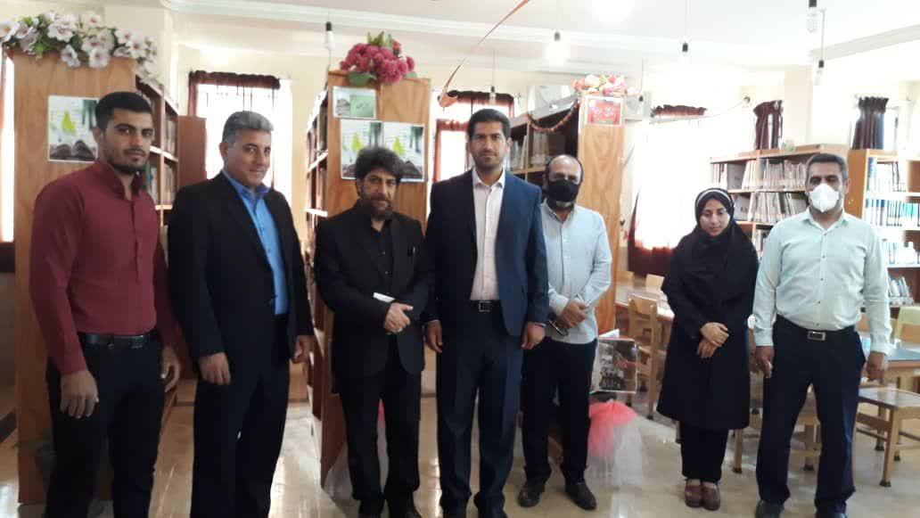 بازدید مدیر کل ارشاد کهگیلویه و بویراحمد از کتابخانه برتر کشوری