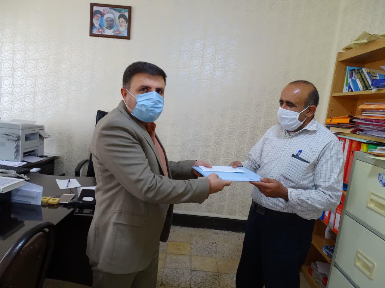 تجلیل از خبرنگاران توسط بخشدار بخش بوستان