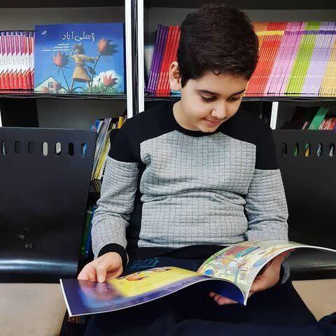 برگزیدگان استانی طرح « توسعه و ترویج کتاب‌خوانی» معرفی شدند.