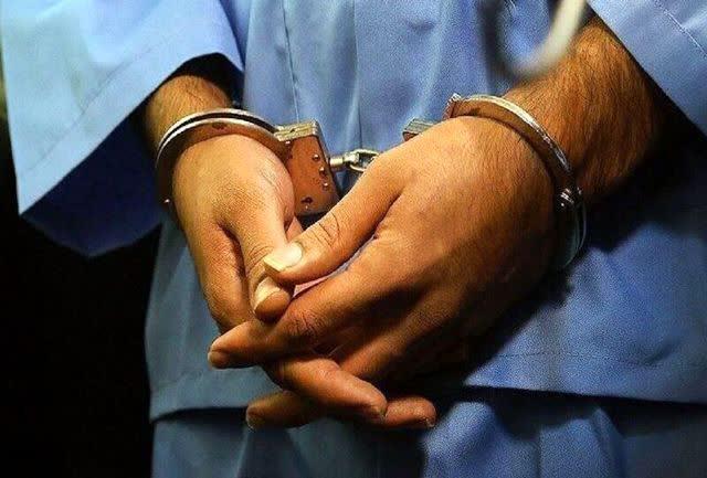 سارق سابقه دار حین سرقت در شهرستان کهگیلویه دستگیر شد.