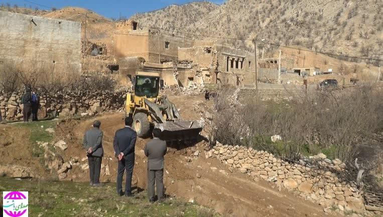 بازگشایی راه روستای فارتق در دیشموک
