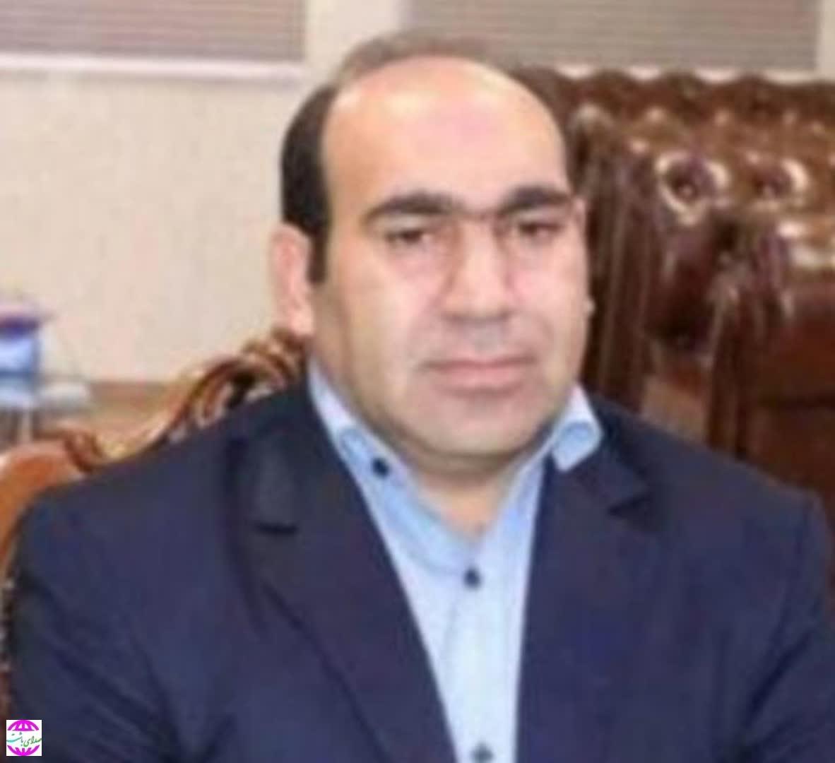 سرپرست اداره فرهنگ و ارشاد اسلامی شهرستان ممسنی خبر داد: رسانه های فاقد مجوز ممسنی حق فعالیت ندارند.