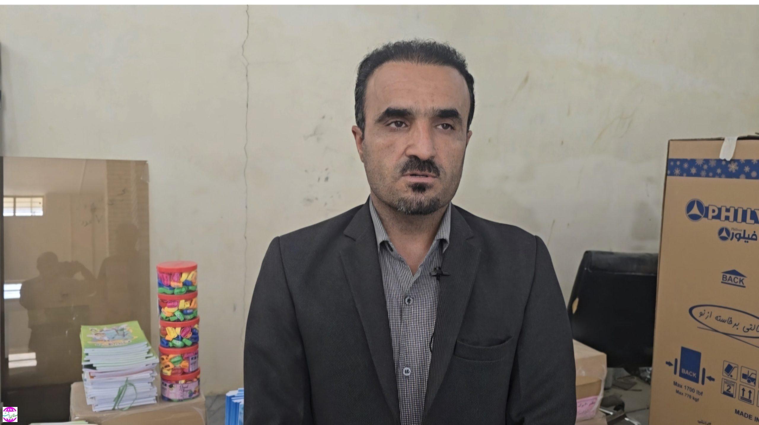 آغاز توزیع ۱۰۰۰بسته نوشت افزار بین دانش آموزان باشتی