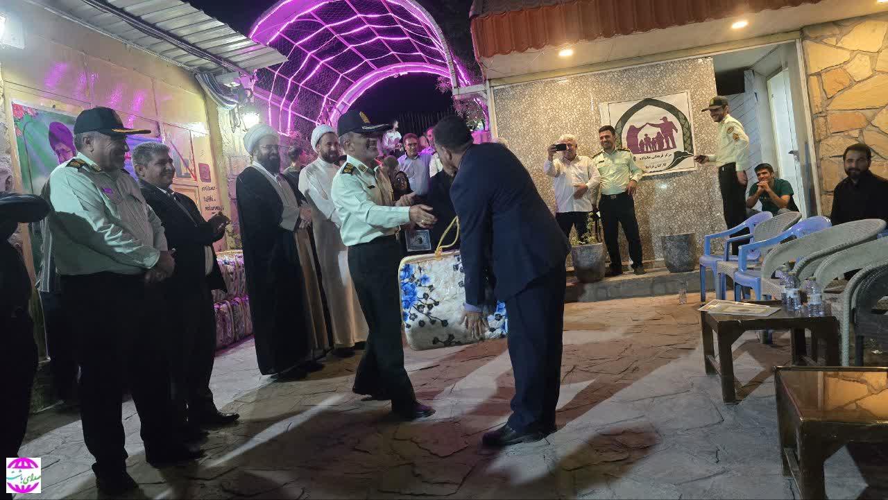 قدر دانی از خانواده های کارکنان نیروی انتظامی باشت