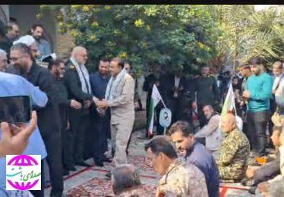 نشان افتخار بسیج بر سینه مدیران جهادی؛  تجلیل از مدیر کل کمیته امداد استان بعنوان بسیجی نمونه کشوری توسط معاون بسیج مستضعفان