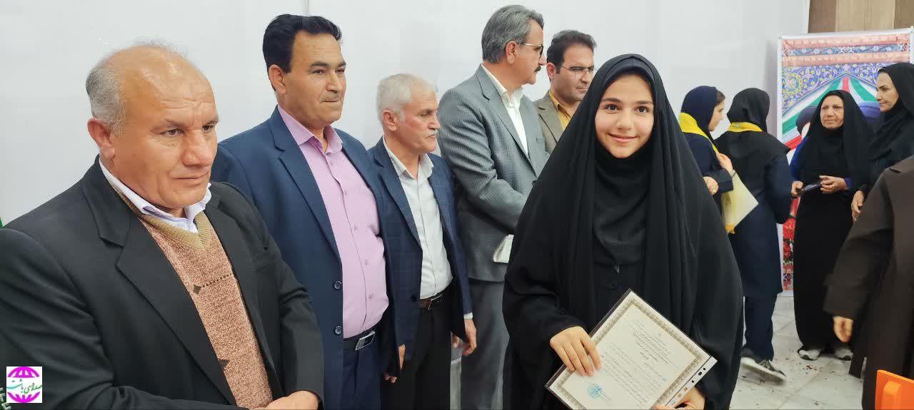 هفته تربیت اسلامی درشهرستان باشت  تجلیل از ۱۲۰فعال فرهنگی وتربیتی در آئین سالروز تاسیس کانون های فرهنگی تربیتی