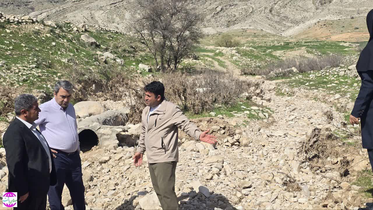 بازدید میدانی مسوولان استانی و شهرستانی از وضعیت جاده‌های بین مزارع  باشت