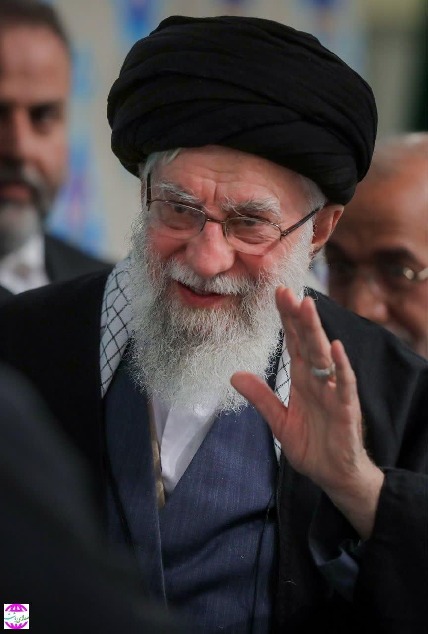 وداع با پیکر مطهر رهبر انقلاب در مصلای امام خمینی (ره)