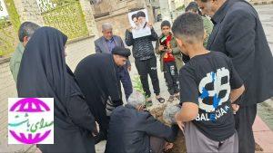 کاشت نهال به نام رهبر شهید در مرکز فرهنگی هنری باشت؛ ادامه مسیر رهبری در روز درخت کاری