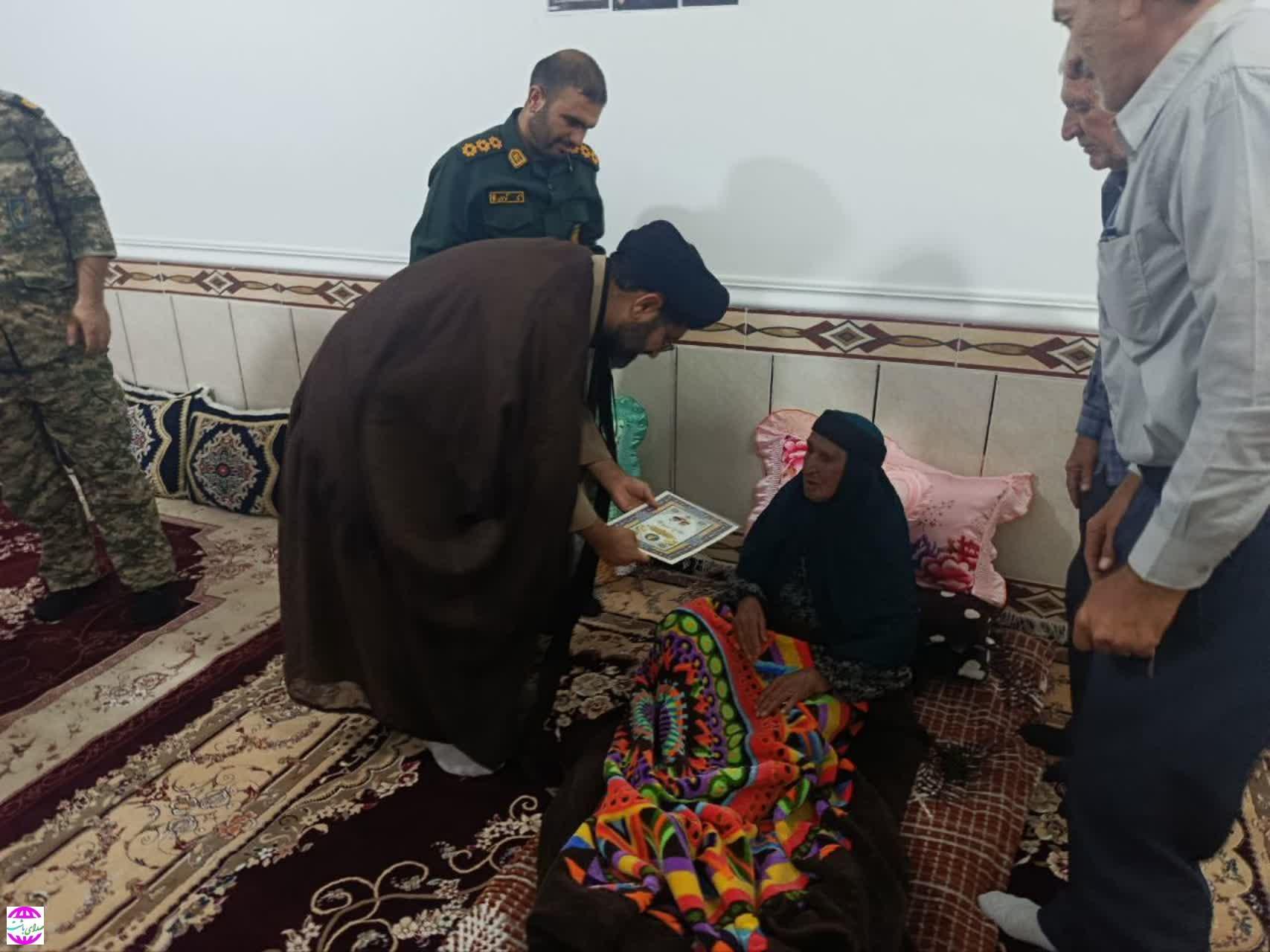 فرمانده  حوزه مقاومت بسیج محمد رسول الله (ص) باشت :  دیدار با خانواده‌های شهدا موجب عزت انسان می‌شود.
