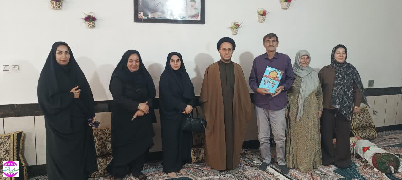 دیدار  با خانواده‌ جانباز و آزاده در آستانه سالروز بازگشت آزادگان در باشت