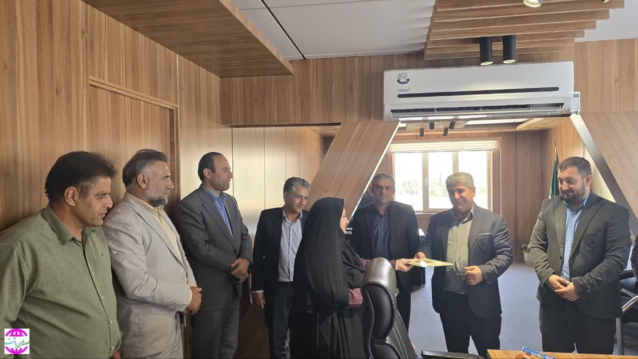 «قدردانی فرماندار شهرستان باشت از تلاش‌های مدیر سابق کمیته امداد در حضور قائم‌مقام کمیته امداد کهگیلویه وبویراحمد