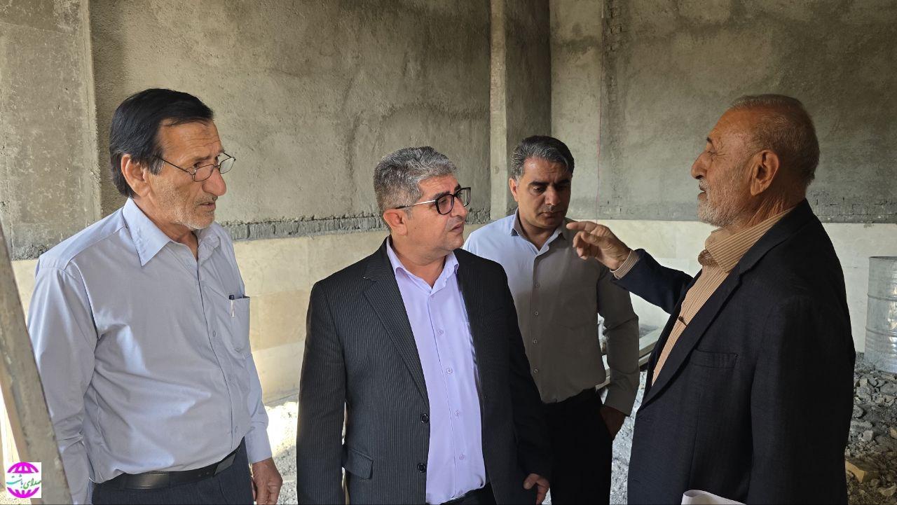 بازدید فرماندار باشت از ساختمان امامزاده سید محمد(ع) در روستای سرآبیز